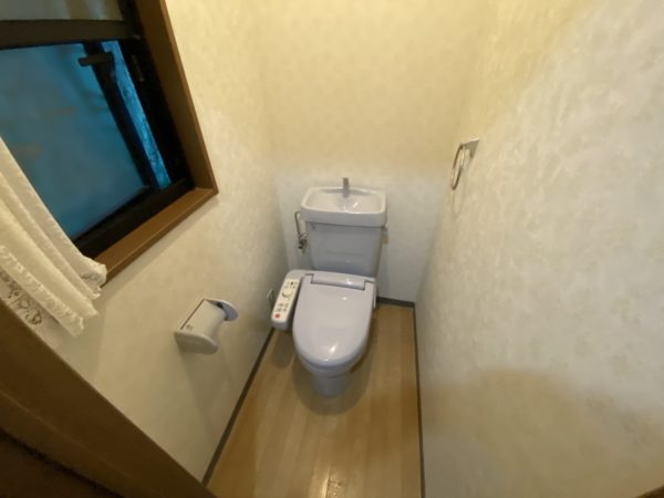 摂津市にてトイレの交換工事